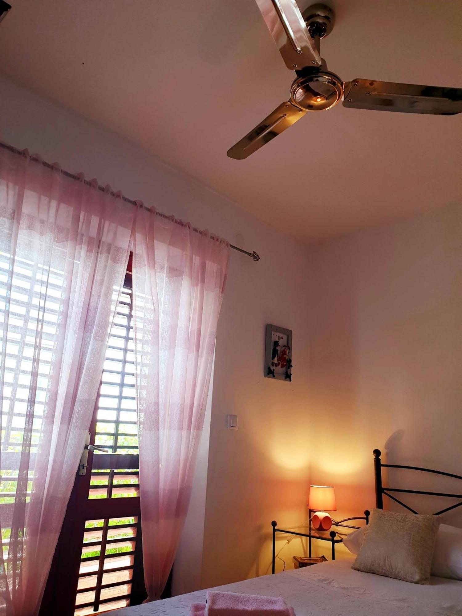 Villa Sandra Hvar Χβαρ Δωμάτιο φωτογραφία